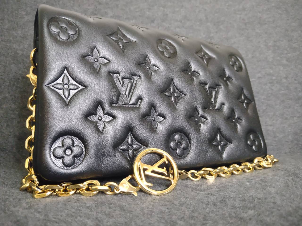 【大阪心斎橋】Louis Vuittonの財布のコーティングでお探しならコーティング専門店Glationへ