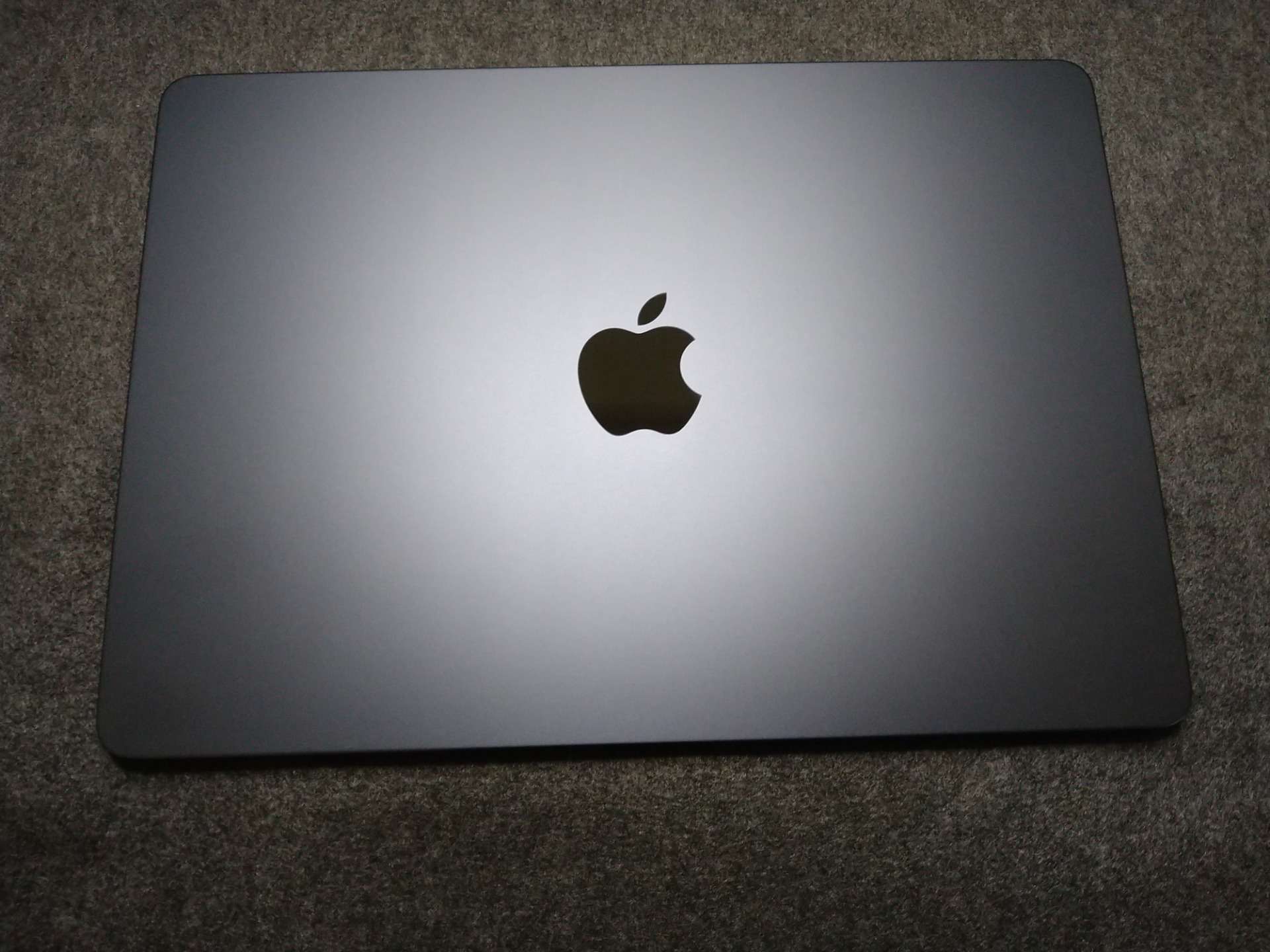 【大阪心斎橋】MacBookAirのコーティングでお探しならコーティング専門店Glationへ