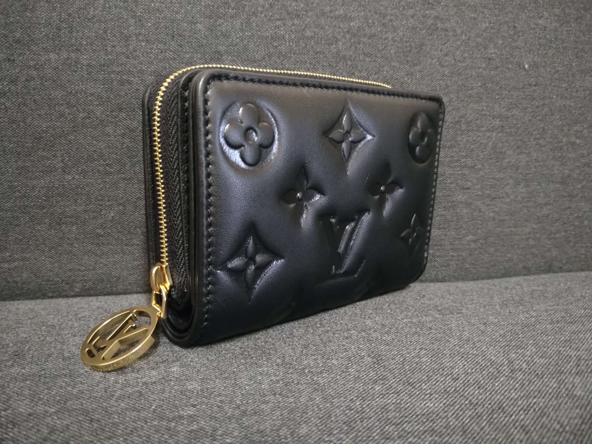【大阪心斎橋】Louis Vuitton財布のコーティングでお探しならコーティング専門店Glationへ