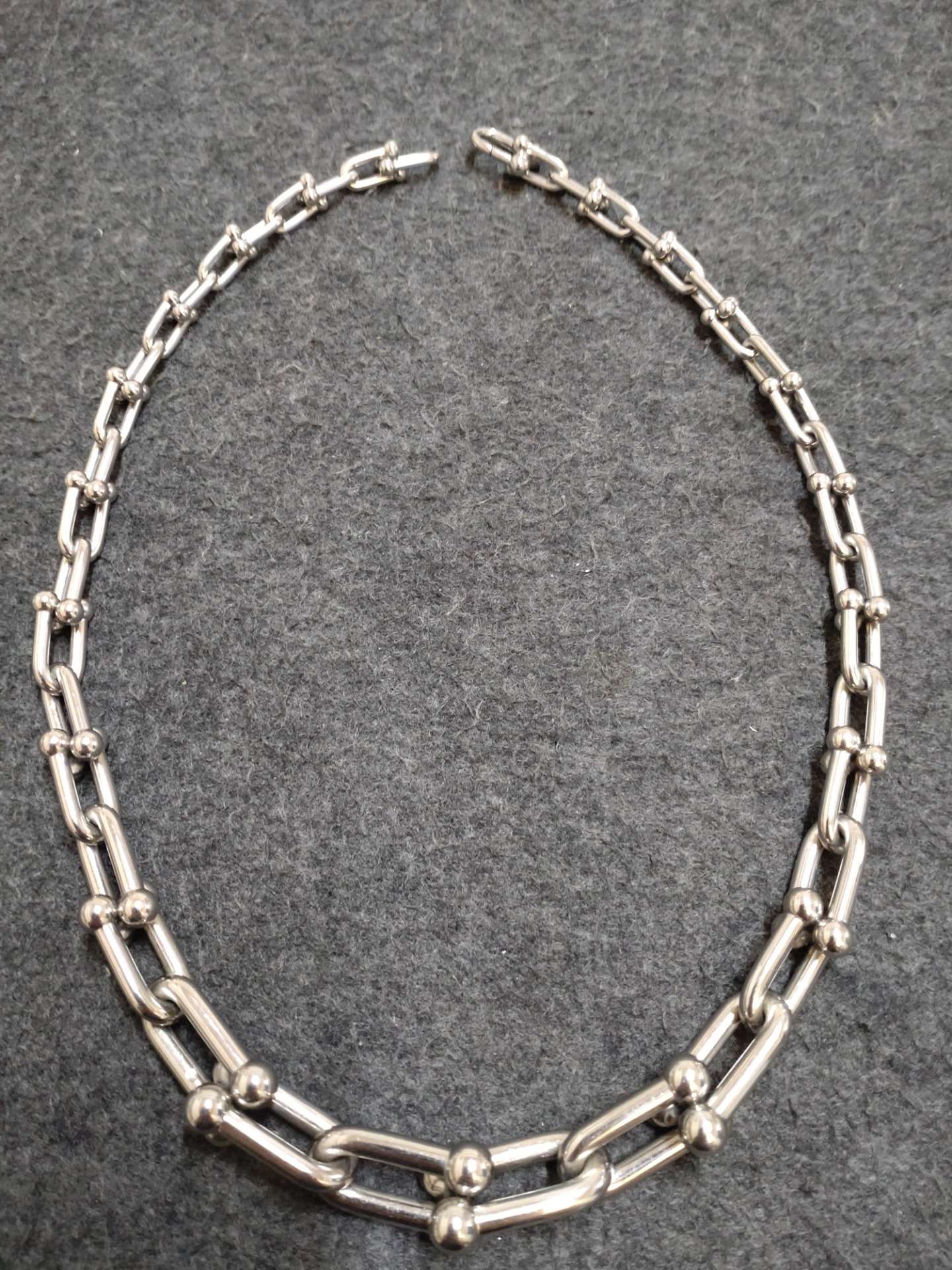 【大阪心斎橋】ネックレスのコーティングでお探しならコーティング専門店Glationへ