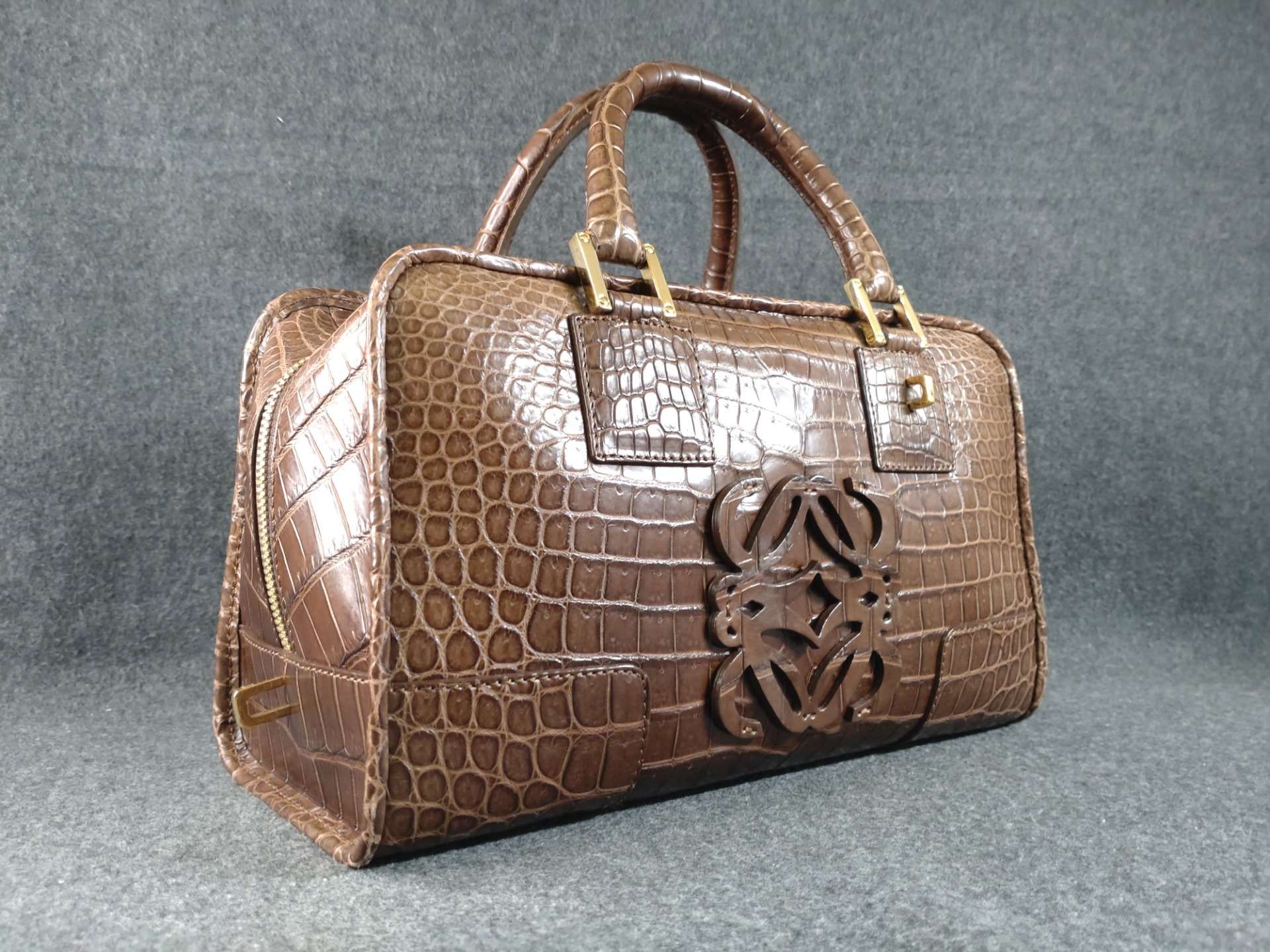 【大阪心斎橋】バックのコーティングでお探しならコーティング専門店Glationへ