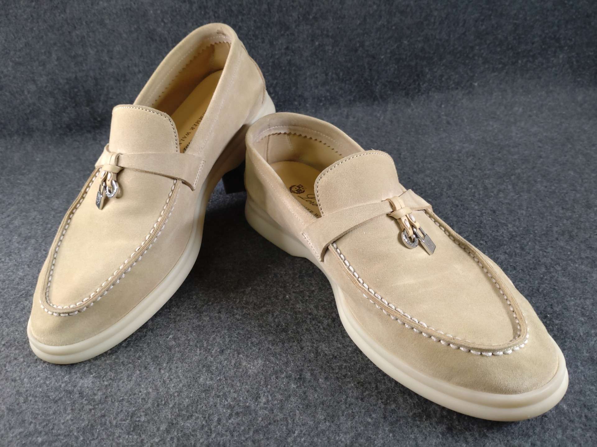 【大阪心斎橋】靴のコーティングでお探しならコーティング専門店Glationへ