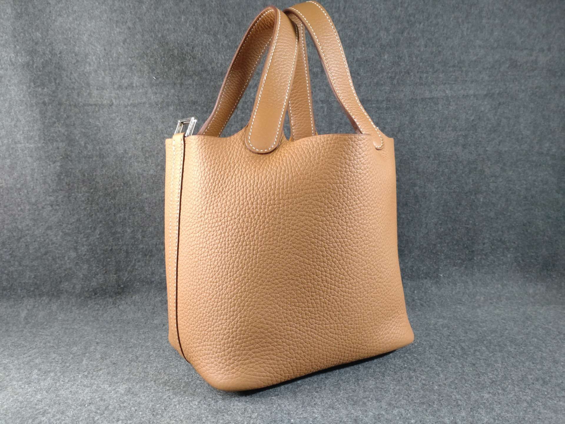 【大阪心斎橋】ピコタンのコーティングでお探しならコーティング専門店Glationへ