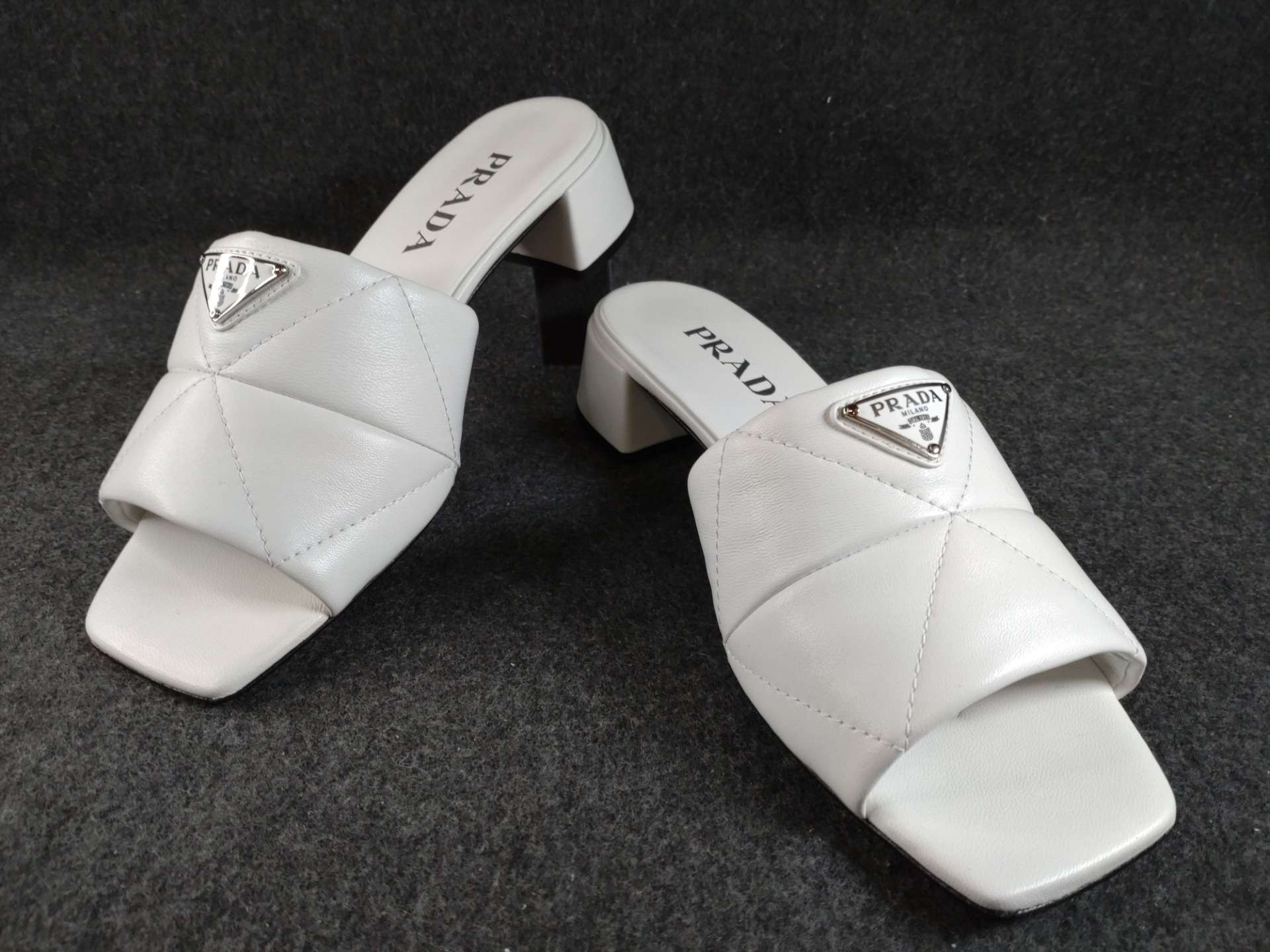 【大阪心斎橋】ナッパ レザー ミュールのコーティングでお探しならコーティング専門店Glationへ