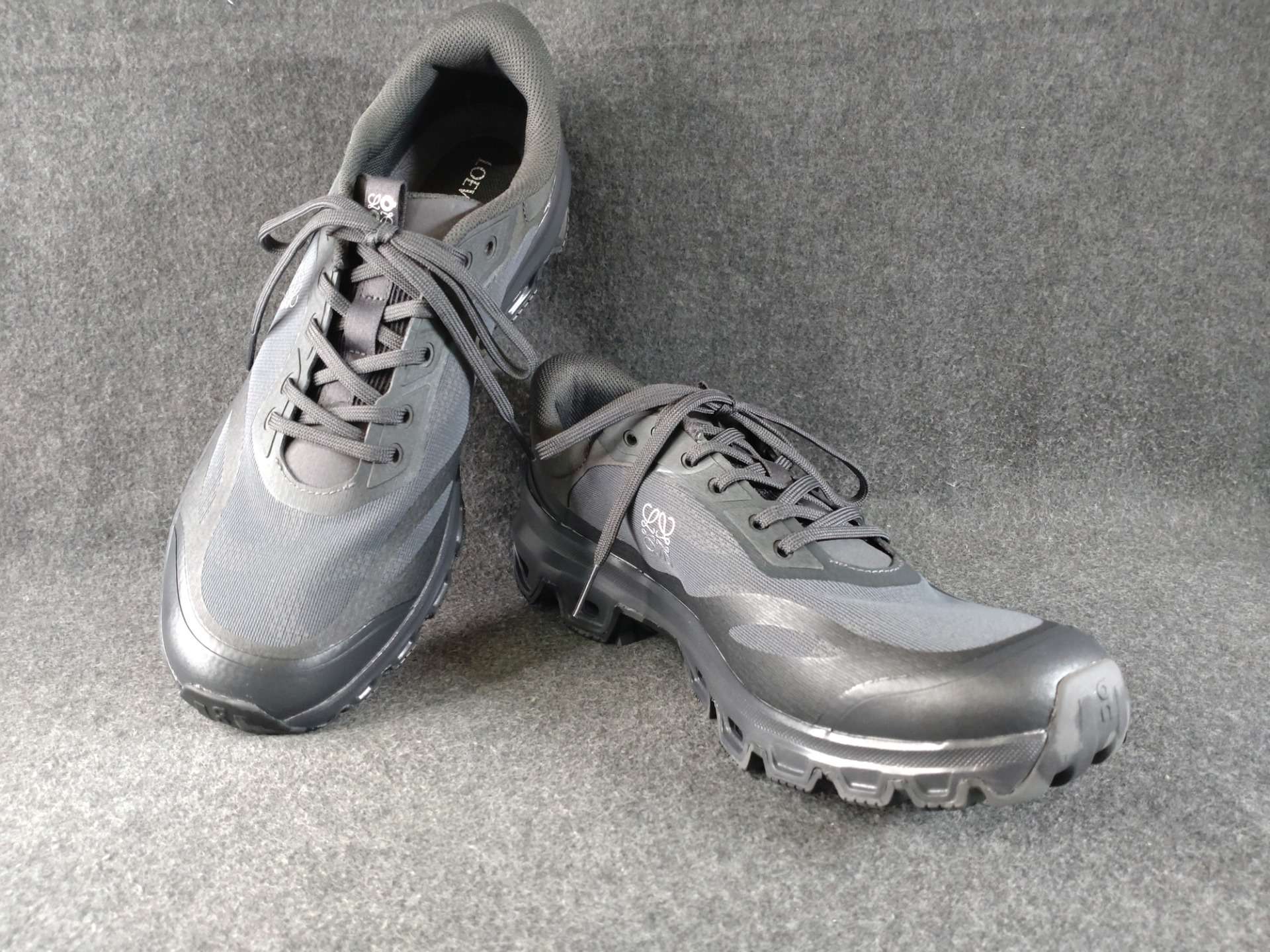 【大阪心斎橋】スニーカーのコーティングでお探しならコーティング専門店Glationへ