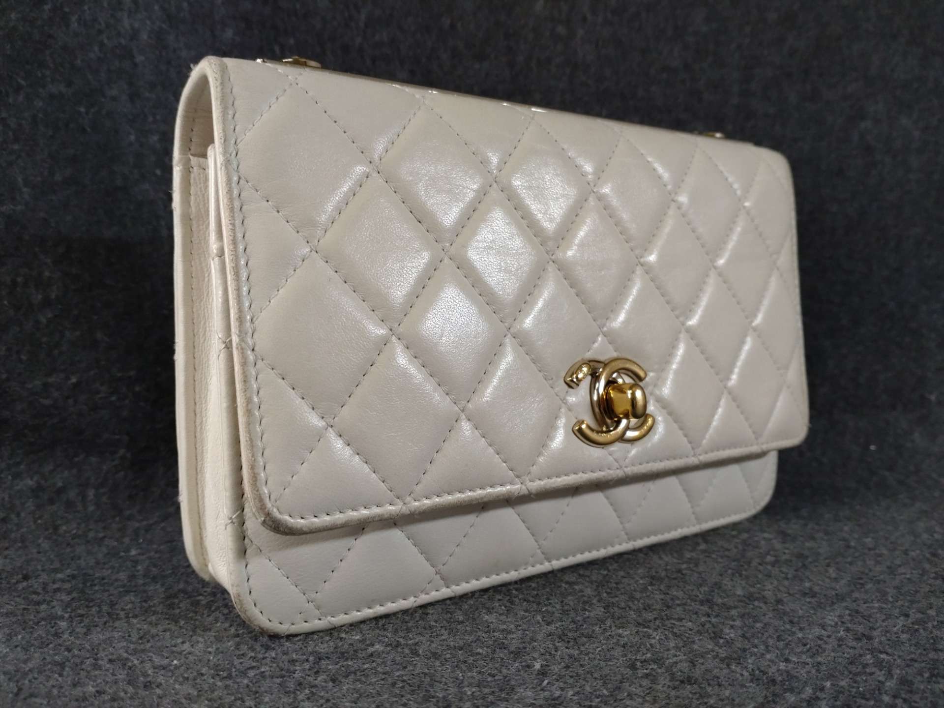 【大阪心斎橋】チェーンウォレットのコーティングでお探しならコーティング専門店Glationへ