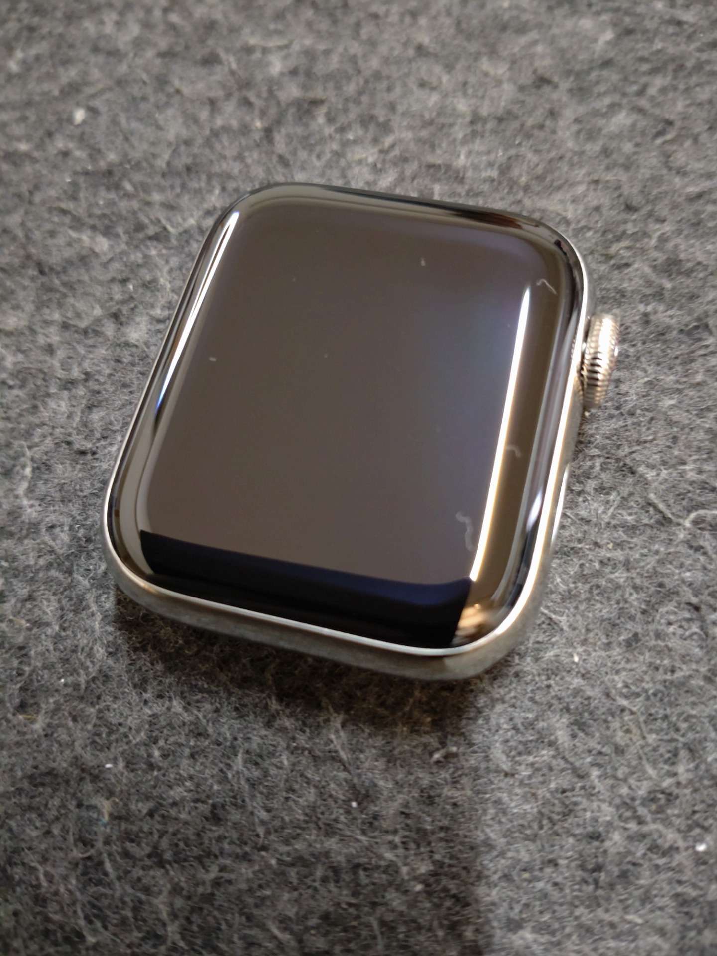 【大阪心斎橋】AppleWatchのコーティングでお探しならコーティング専門店Glationへ