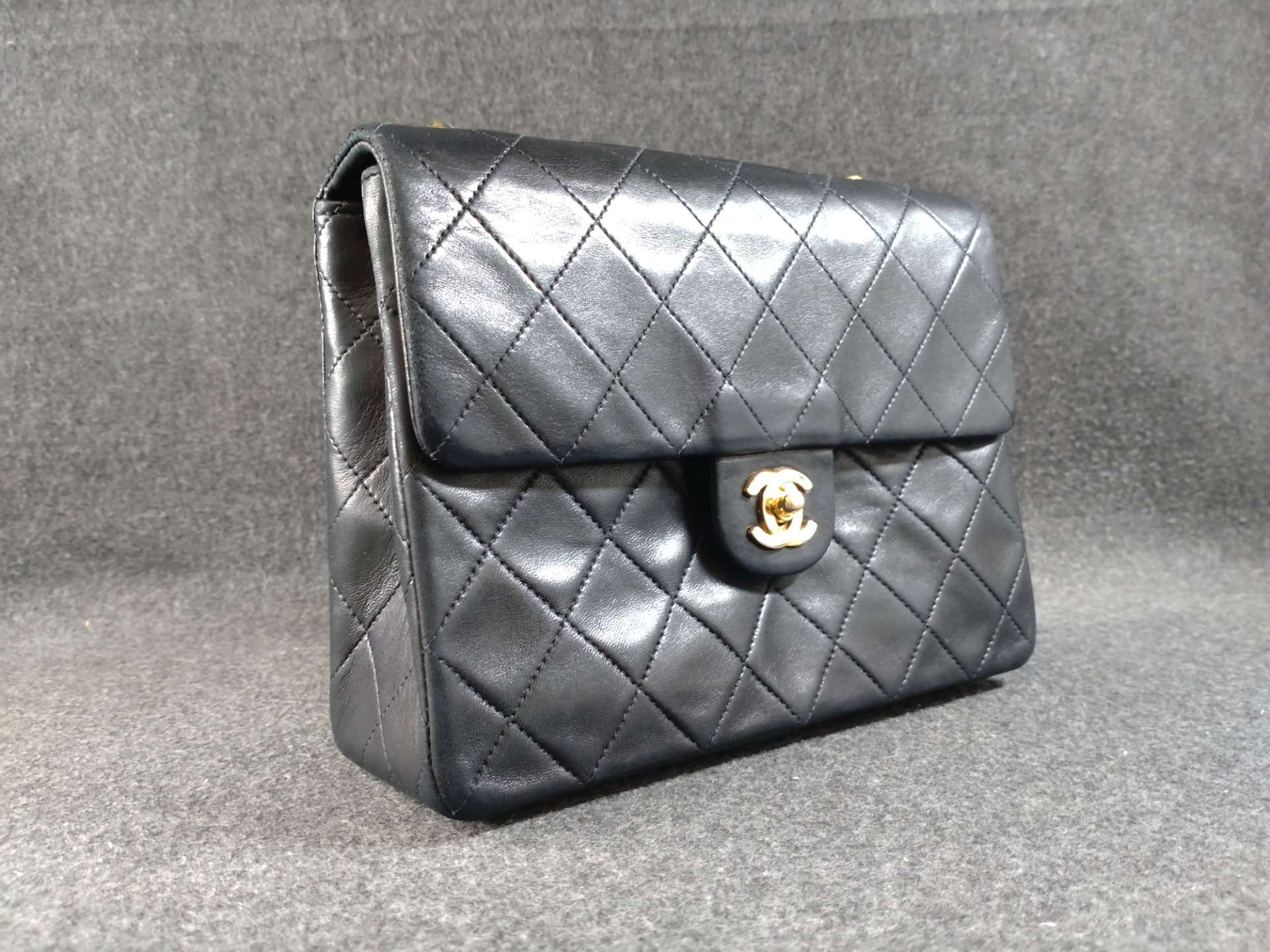 【大阪心斎橋】マトラッセバックのコーティングでお探しならコーティング専門店Glationへ