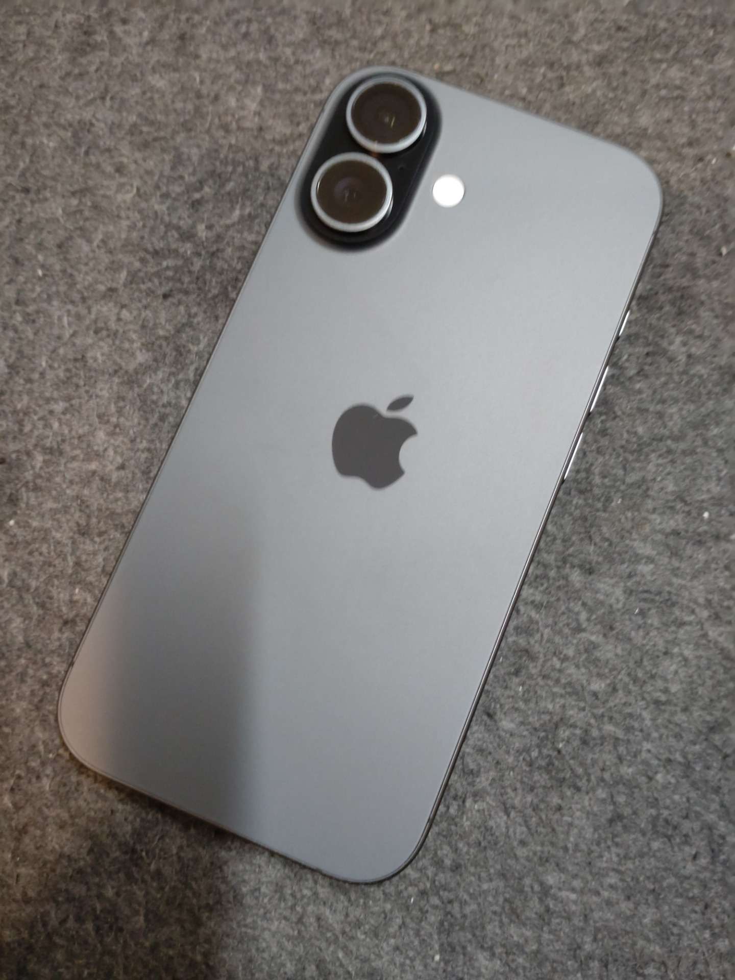 【大阪心斎橋】iPhoneのコーティングでお探しならコーティング専門店Glationへ