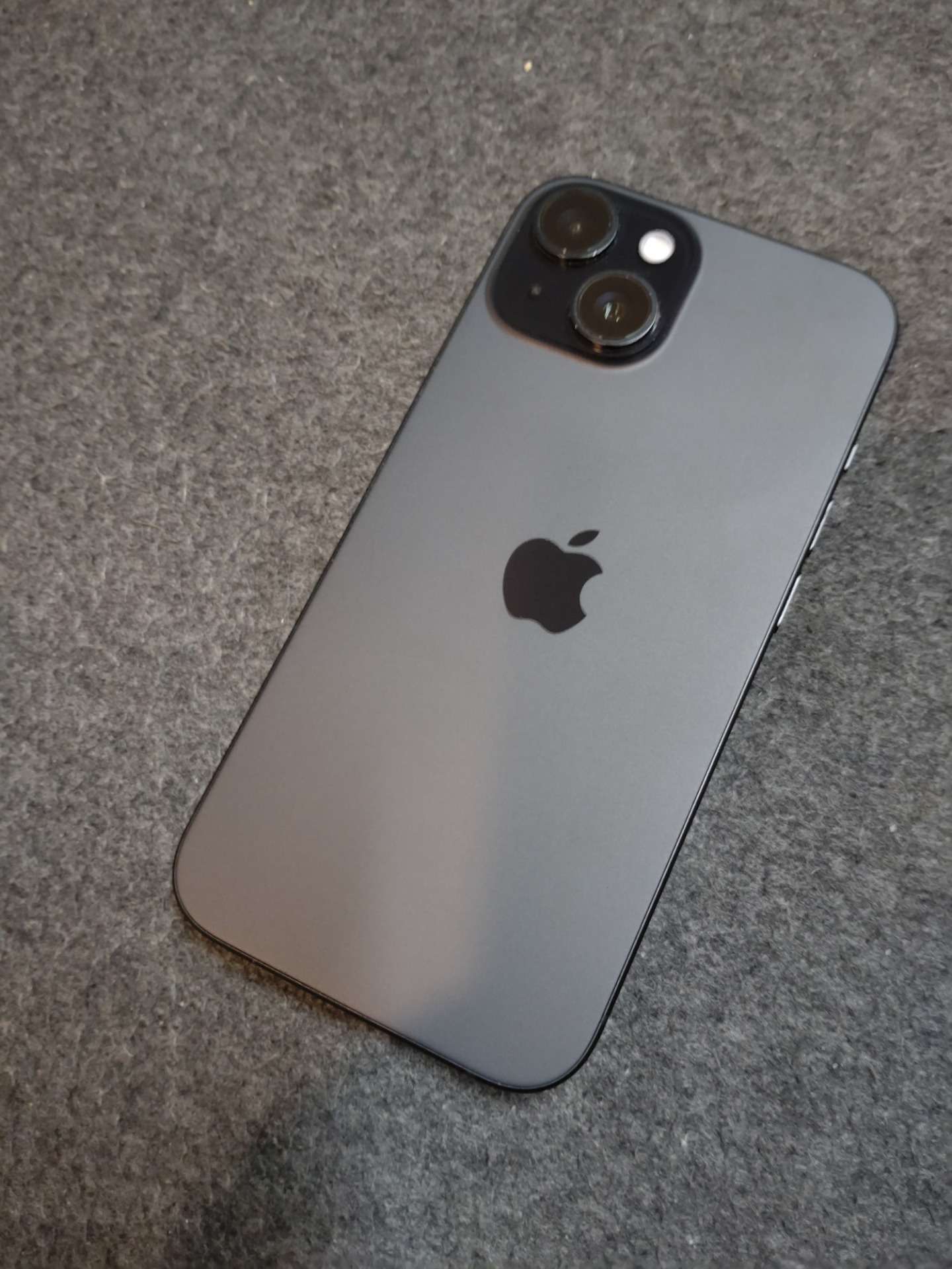 【大阪心斎橋】iPhoneのコーティングでお探しならコーティング専門店Glationへ