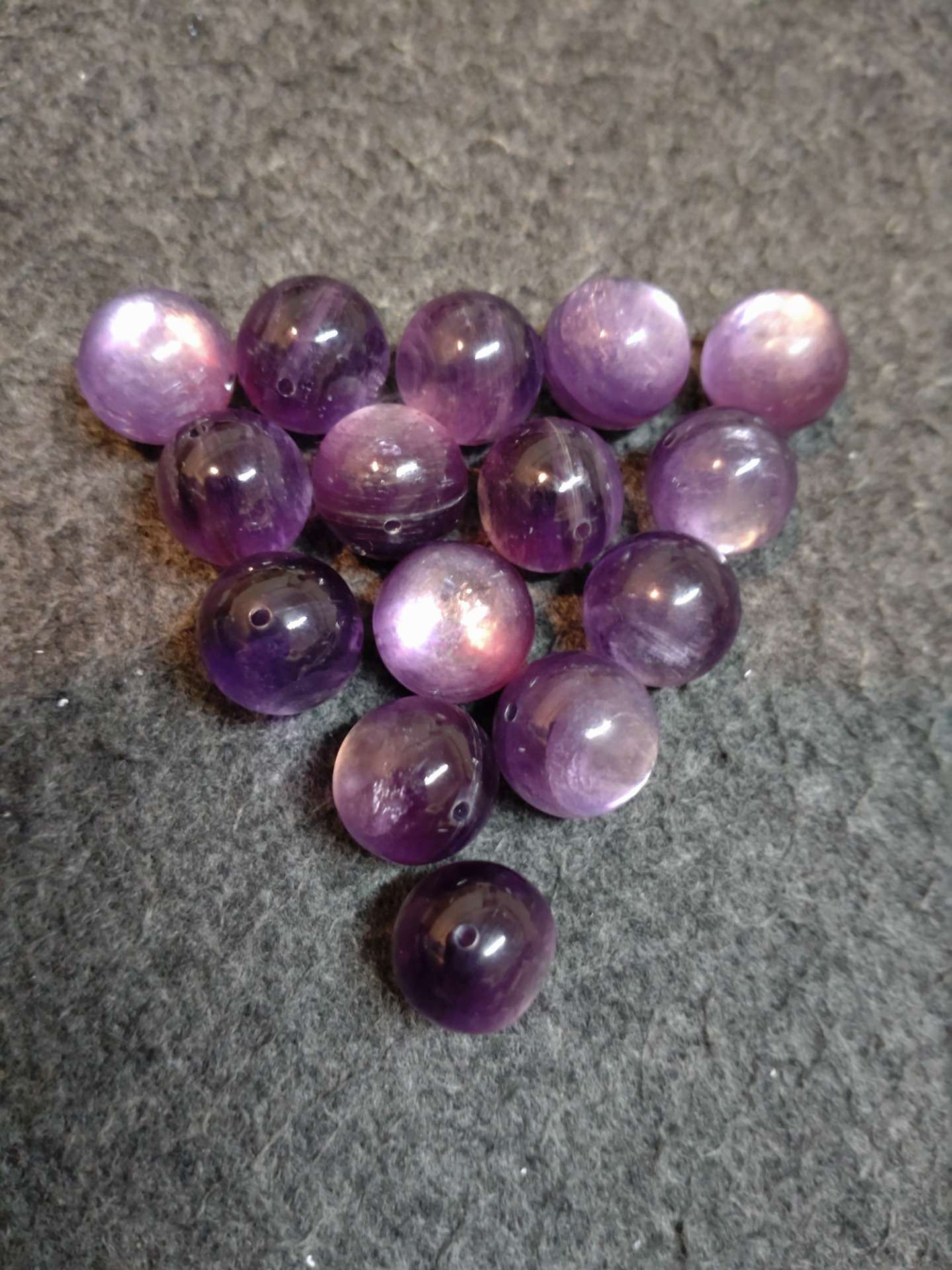 【大阪心斎橋】天然石のブレスレットのコーティングでお探しならコーティング専門店Glationへ