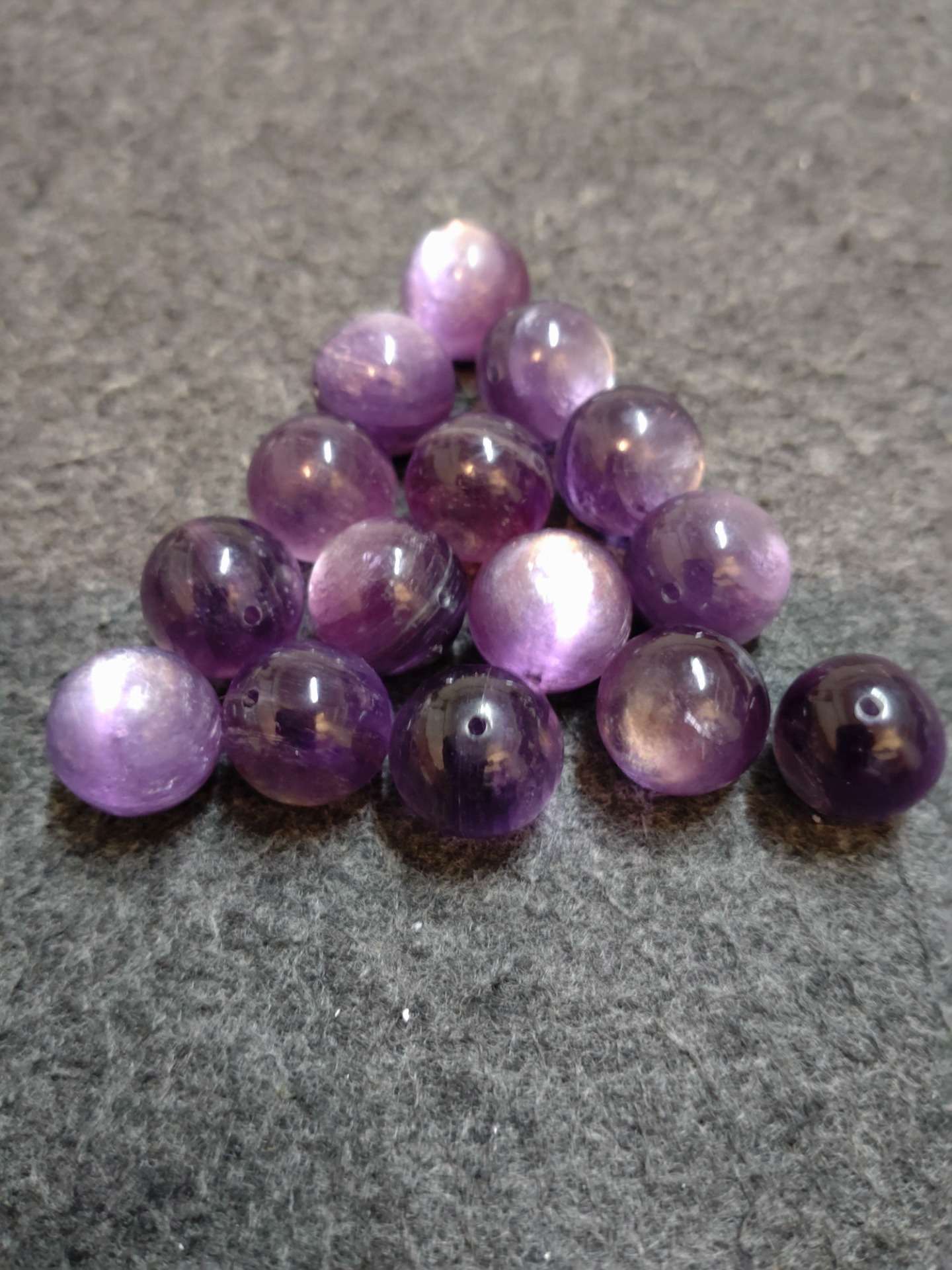 【大阪心斎橋】天然石のブレスレットのコーティングでお探しならコーティング専門店Glationへ