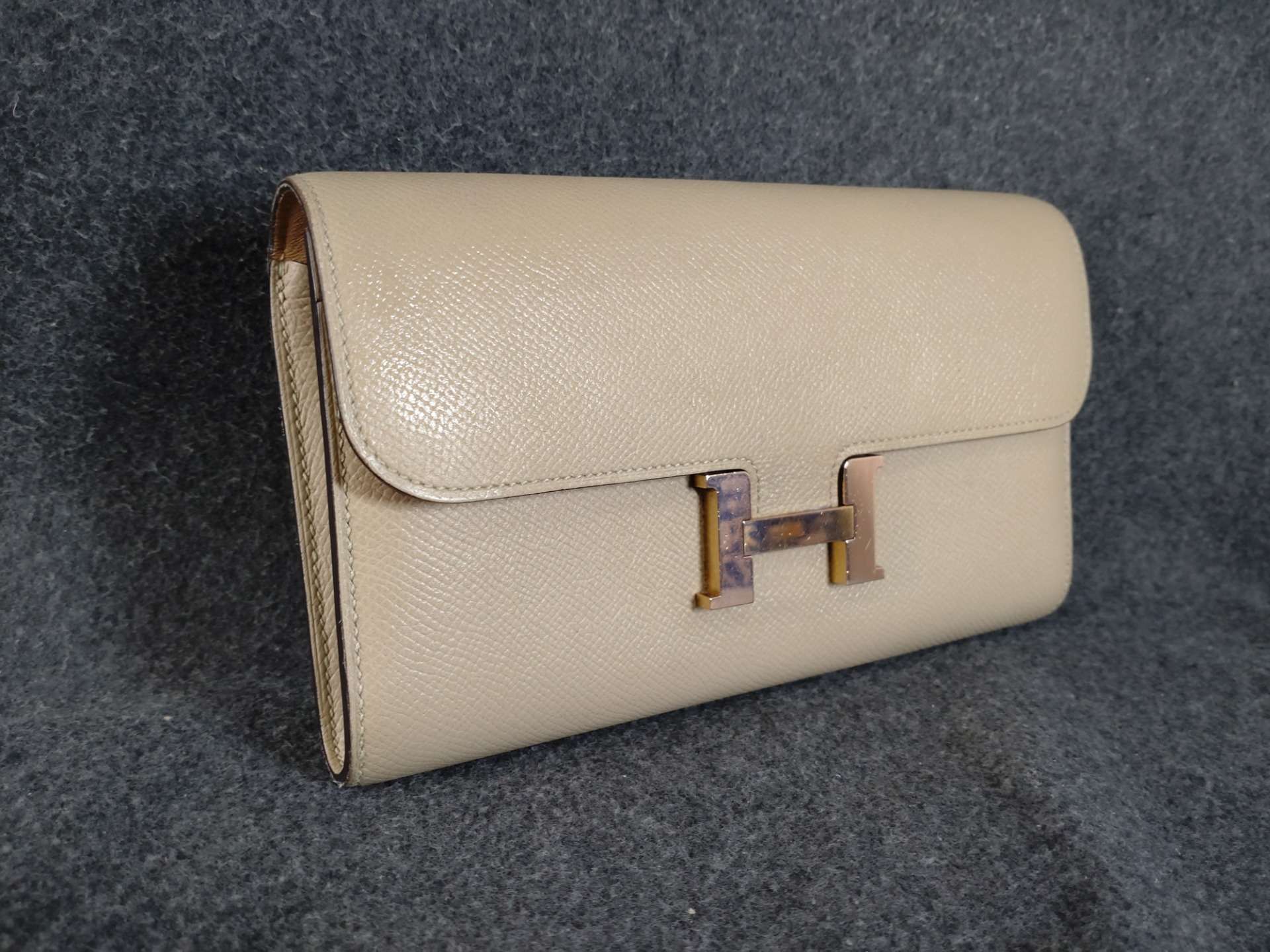 【大阪心斎橋】エルメス財布のコーティングでお探しならコーティング専門店Glationへ