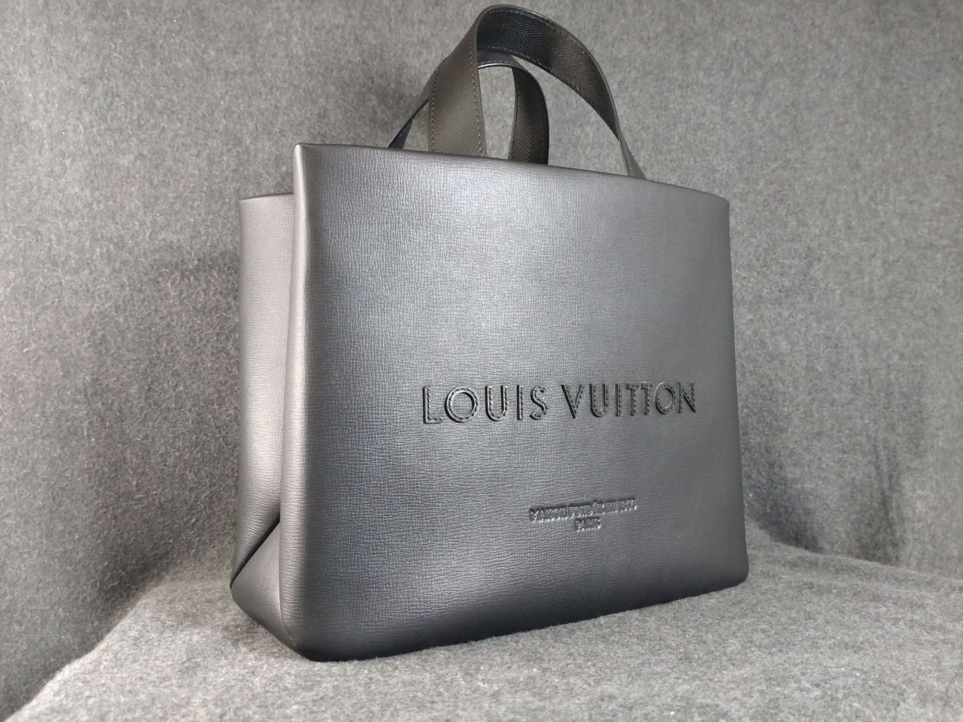 【大阪心斎橋】バックのコーティングでお探しならコーティング専門店Glationへ